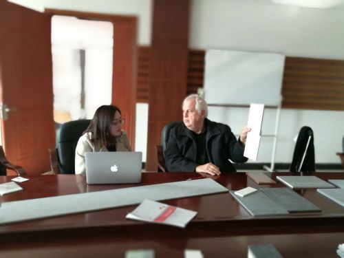 American customers visit the company